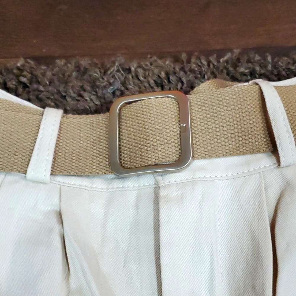 Storets Khaki shorts - Picture 2 of 5